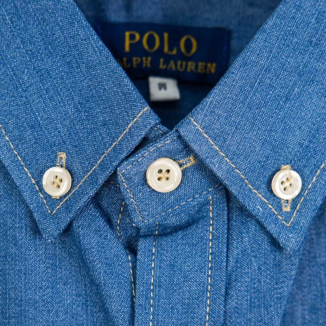 P270 💰zp version [Exclusive supply] Ralph Lauren/Ralph Lauren classic color small label couple's washed denim long-sleeved shirt 1️⃣ Made of high-quality denim fabric, the upper body is soft and comfortable, extremely delicate, has a solid, smooth and soft feel, and the fabric does not wrinkle, and the feel is invincible. The details are handled perfectly! 2️⃣Adopting the washing process, the workmanship details are perfectly controlled. They are all hemmed with vest technology, and the insides of the sleeves are also used. Different from the four-needle and five-thread workmanship, the collars are also all designed with interlining, showing high-end fashion and individuality, and the style is fashionable, simple and elegant! 3️⃣It is very youthful and energetic, and can be easily worn by both men and women. It is very in line with the fashion aesthetic concepts of today's young people!  Color: light blue dark blue Size: S M L XL Number: SG10486
